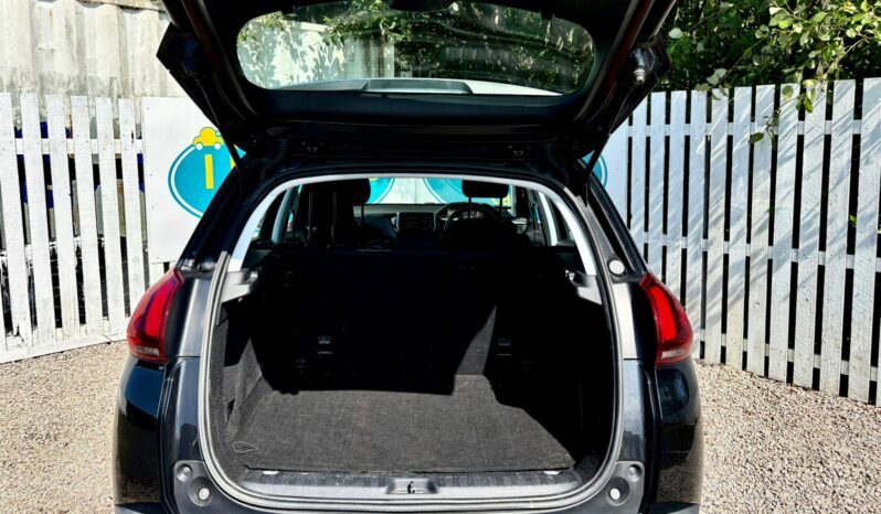 Peugeot 2008 SUV 1.2 PureTech Active (s/s), 2019, Manual, 5 Door Hatchback full