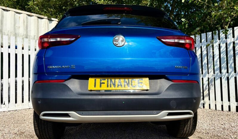 Vauxhall Grandland X 1.2 SRi Nav, 2019, Manual, 5 Door Hatchback full