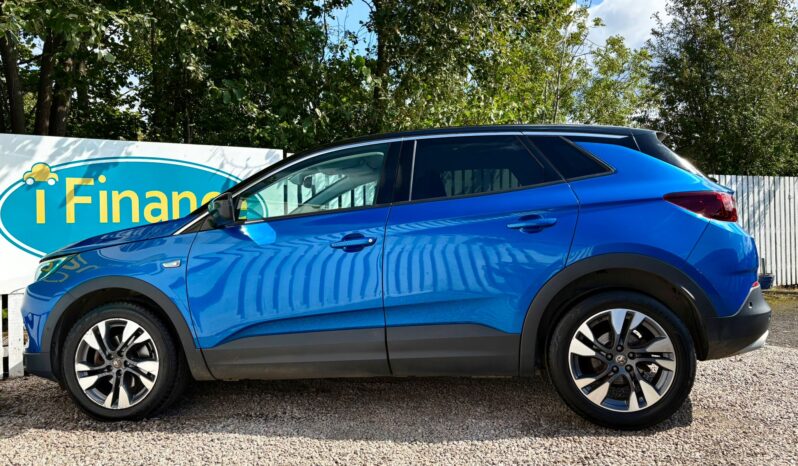 Vauxhall Grandland X 1.2 SRi Nav, 2019, Manual, 5 Door Hatchback full