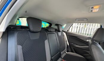 Vauxhall Grandland X 1.2 SRi Nav, 2019, Manual, 5 Door Hatchback full