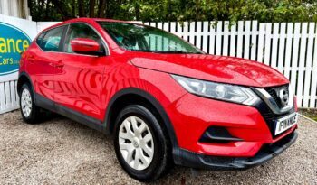 Nissan Qashqai 1.5 dCi Visia, 2017, Manual, 5 Door Hatchback full