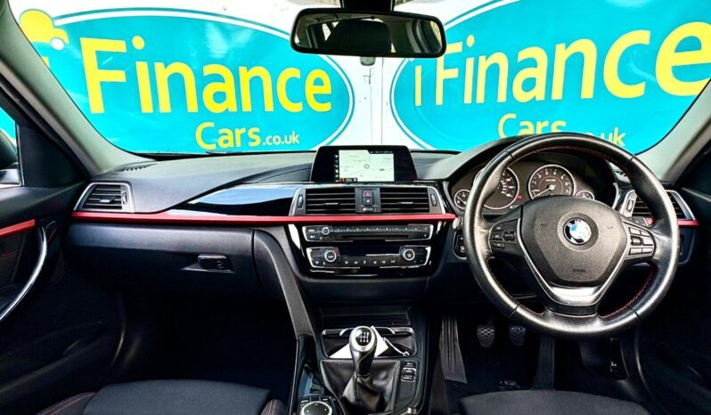 BMW 3 Series 2.0 320i Sport Touring (s/s), 2018, Manual, 5 Door Estate full