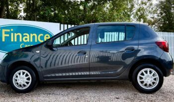 Dacia Sandero 0.9 TCe Essential, 2020, Manual, 5 Door Hatchback full