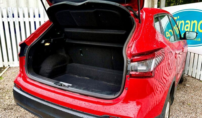 Nissan Qashqai 1.5 dCi Visia, 2017, Manual, 5 Door Hatchback full