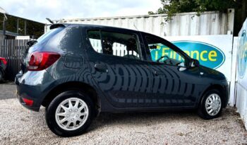 Dacia Sandero 0.9 TCe Essential, 2020, Manual, 5 Door Hatchback full