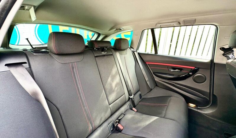 BMW 3 Series 2.0 320i Sport Touring (s/s), 2018, Manual, 5 Door Estate full