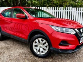 Nissan Qashqai 1.5 dCi Visia, 2017, Manual, 5 Door Hatchback