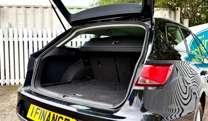 SEAT Leon 1.6 TDI SE, 2020, Manual, 5 Door Estate full