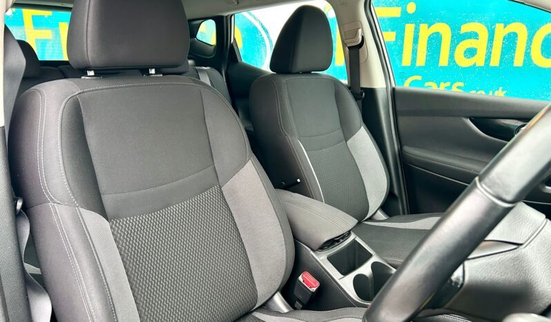 Nissan Qashqai 1.5 dCi Acenta Premium (Heat Pack), 2019, Manual, 5 Door Hatchback full