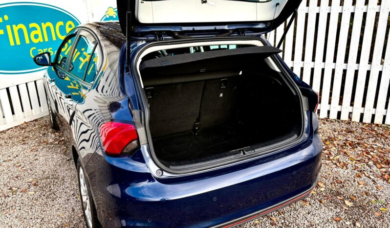 Fiat Tipo 1.6 Multijet Easy Plus, 2017, Manual, 5 Door Hatchback full