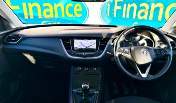 Vauxhall Grandland X 1.2 Sport Nav (s/s), 2018, Manual, 5 Door Hatchback full