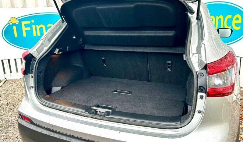 Nissan Qashqai 1.5 dCi Acenta Premium (Heat Pack), 2019, Manual, 5 Door Hatchback full