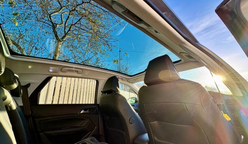 Peugeot 308 SW 1.2 PureTech Tech Edition (s/s), 2020, Manual, 5 Door Estate full