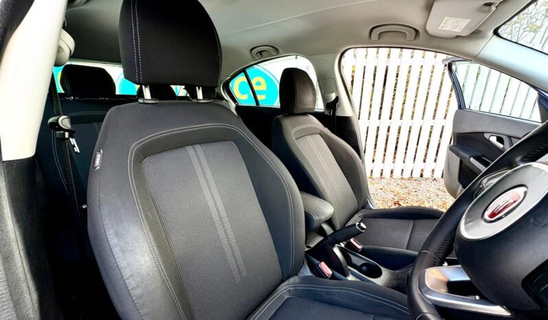 Fiat Tipo 1.6 Multijet Easy Plus, 2017, Manual, 5 Door Hatchback full
