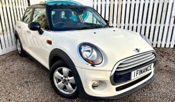 Mini Hatch 1.5 TD Cooper D (Chili) (s/s), 2015, Automatic, 5 Door Hatchback full