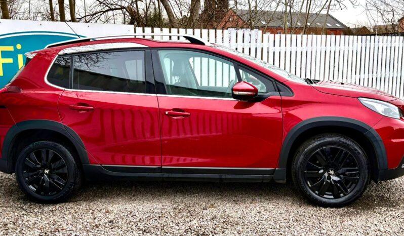 Peugeot 2008 SUV 1.2 PureTech Allure, 2017, Manual, 5 Door Hatchback full