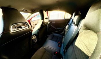 Mercedes-Benz A180d 1.5 AMG Line (s/s), 2018, Manual, 5 Door Hatchback full