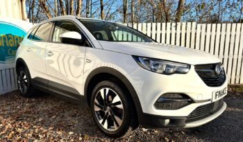 Vauxhall Grandland X 1.2 Sport Nav (s/s), 2018, Manual, 5 Door Hatchback full