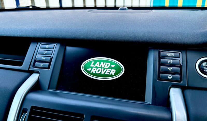 Land Rover Discovery Sport 2.0 TD4 SE Tech AWD (s/s) 7 Seater, 2017, Manual, 5 Door Estate full