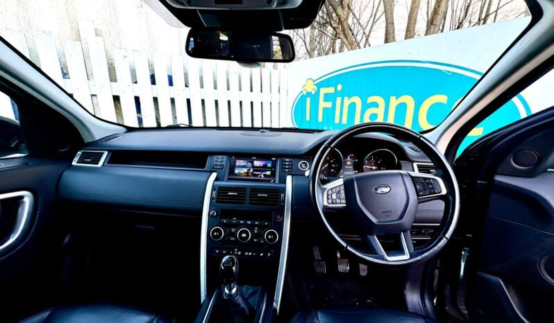 Land Rover Discovery Sport 2.0 TD4 SE Tech AWD (s/s) 7 Seater, 2017, Manual, 5 Door Estate full