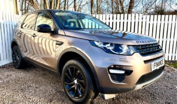 Land Rover Discovery Sport 2.0 TD4 SE Tech AWD (s/s) 7 Seater, 2017, Manual, 5 Door Estate full