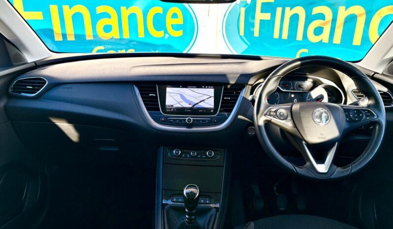 Vauxhall Grandland X 1.2 Sport Nav (s/s), 2018, Manual, 5 Door Hatchback full