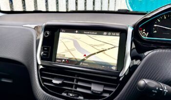 Peugeot 2008 SUV 1.2 PureTech Allure Premium (s/s), 2018, Manual, 5 Door Hatchback full