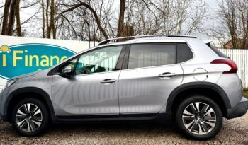 Peugeot 2008 SUV 1.2 PureTech Allure Premium (s/s), 2018, Manual, 5 Door Hatchback full