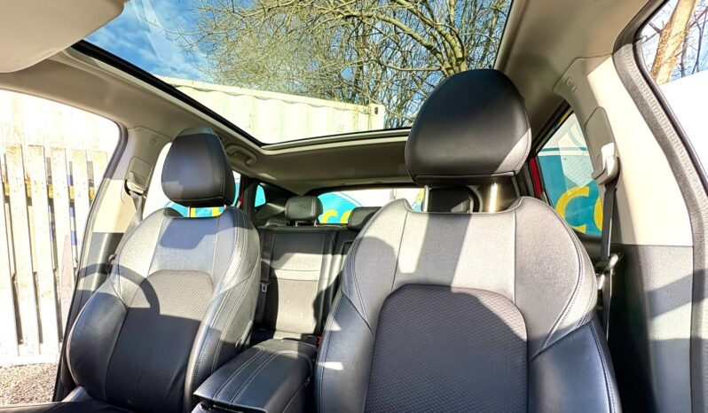 Nissan Qashqai 1.5 dCi Tekna, 2019, Manual, 5 Door Hatchback full