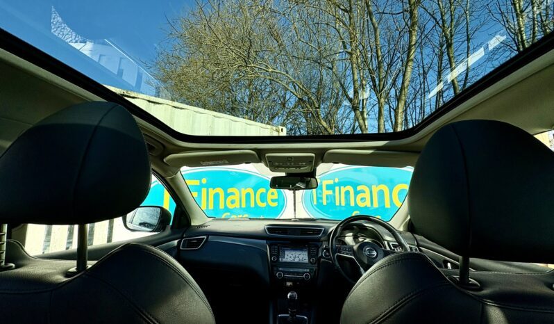 Nissan Qashqai 1.5 dCi Tekna, 2019, Manual, 5 Door Hatchback full