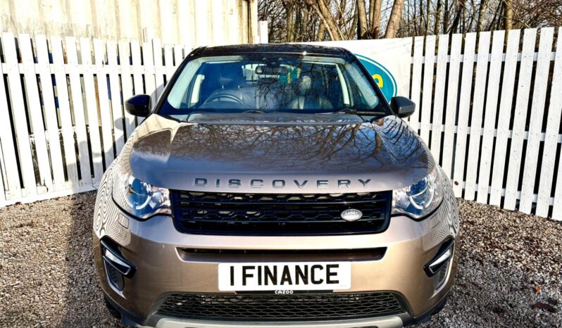 Land Rover Discovery Sport 2.0 TD4 SE Tech AWD (s/s) 7 Seater, 2017, Manual, 5 Door Estate full