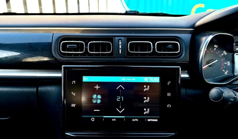 Citroen C3 1.2 PureTech Flair, 2017, Manual, 5 Door Hatchback full