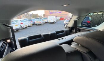 Land Rover Discovery Sport 2.0 TD4 SE Tech AWD (s/s) 7 Seater, 2017, Manual, 5 Door Estate full