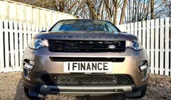 Land Rover Discovery Sport 2.0 TD4 SE Tech AWD (s/s) 7 Seater, 2017, Manual, 5 Door Estate full
