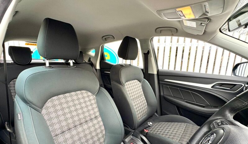 MG ZS 1.5 VTI-Tech Excite, 2019, Manual, 5 Door Hatchback full