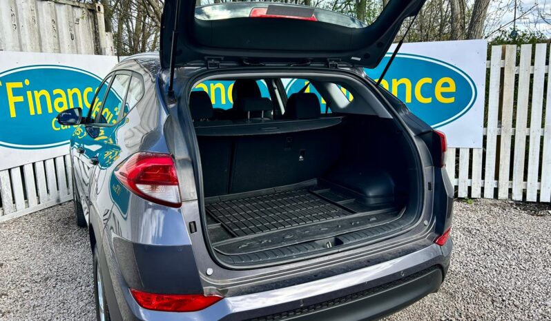 Hyundai Tucson 1.7 CRDi SE Nav Blue Drive, 2018, Manual, 5 Door Estate full