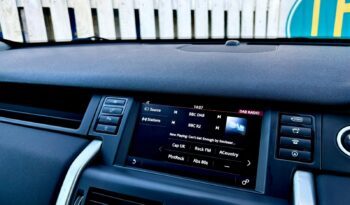 Land Rover Discovery Sport 2.0 TD4 SE Tech AWD (s/s) 7 Seater, 2017, Manual, 5 Door Estate full