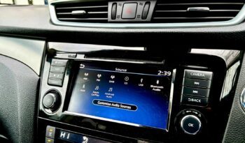 Nissan Qashqai 1.3 DIG-T N-Connecta, 2019, Manual, 5 Door Hatchback full