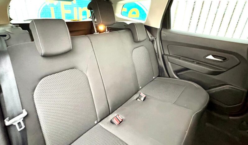 Dacia Duster 1.3 TCe Comfort (s/s), 2019, Manual, 5 Door Hatchback full