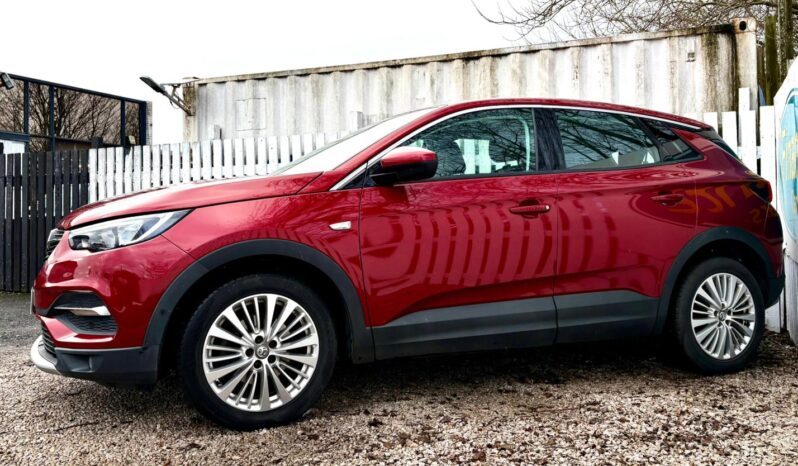 Vauxhall Grandland X 1.5 TD ecoTEC BlueInjection Business Edition Nav, 2019, Manual, 5 Door Hatchback full
