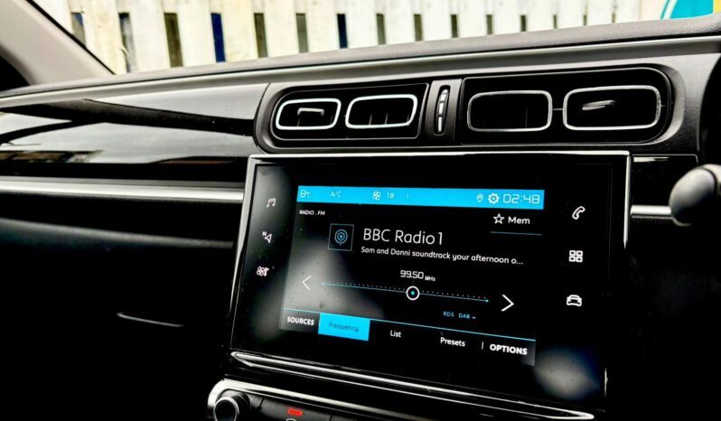 Citroen C3 1.2 PureTech Flair (s/s), 2020, Manual, 5 Door Hatchback full