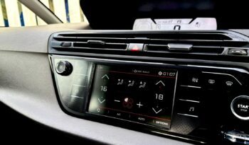 Citroen C4 Picasso 1.2 PureTech Touch Edition (s/s), 2017, Manual, 5 Door MPV full