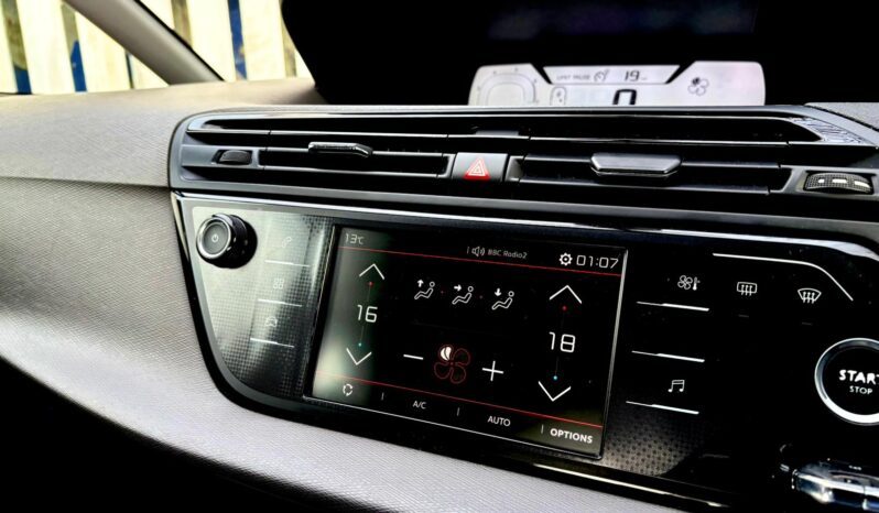 Citroen C4 Picasso 1.2 PureTech Touch Edition (s/s), 2017, Manual, 5 Door MPV full