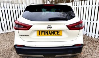 Nissan Qashqai 1.3 DIG-T N-Connecta, 2019, Manual, 5 Door Hatchback full