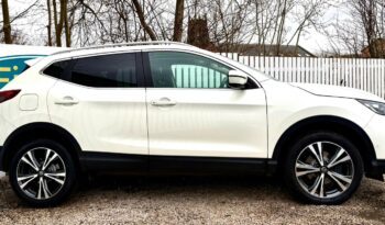 Nissan Qashqai 1.3 DIG-T N-Connecta, 2019, Manual, 5 Door Hatchback full