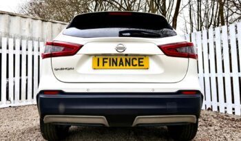 Nissan Qashqai 1.3 DIG-T N-Connecta, 2019, Manual, 5 Door Hatchback full