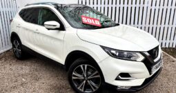 Nissan Qashqai 1.3 DIG-T N-Connecta, 2019, Manual, 5 Door Hatchback