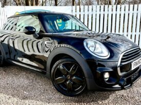 Mini Hatch 1.5 Cooper Series II (s/s), 2018, Manual, 3 Door Hatchback