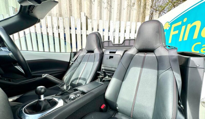 Mazda MX-5 2.0 Sport (NAV), 2017, Manual, 2 Door Convertible full