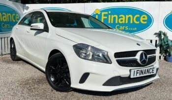 Mercedes-Benz A-Class 1.5 A180d SE (s/s), 2017, Manual, 5 Door Hatchback full